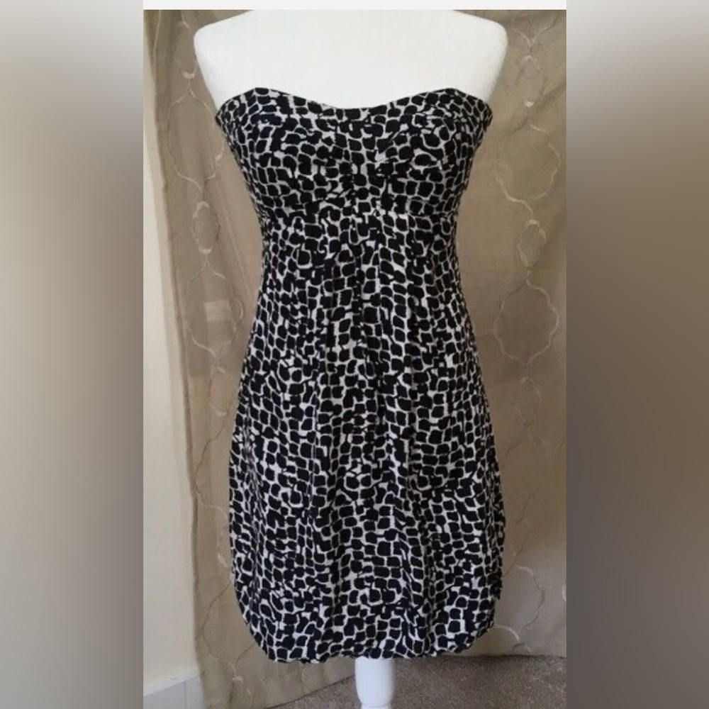 White House black market strapless dress